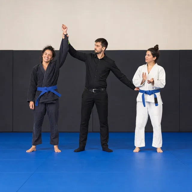 ganhar — to win, to earn, to gain